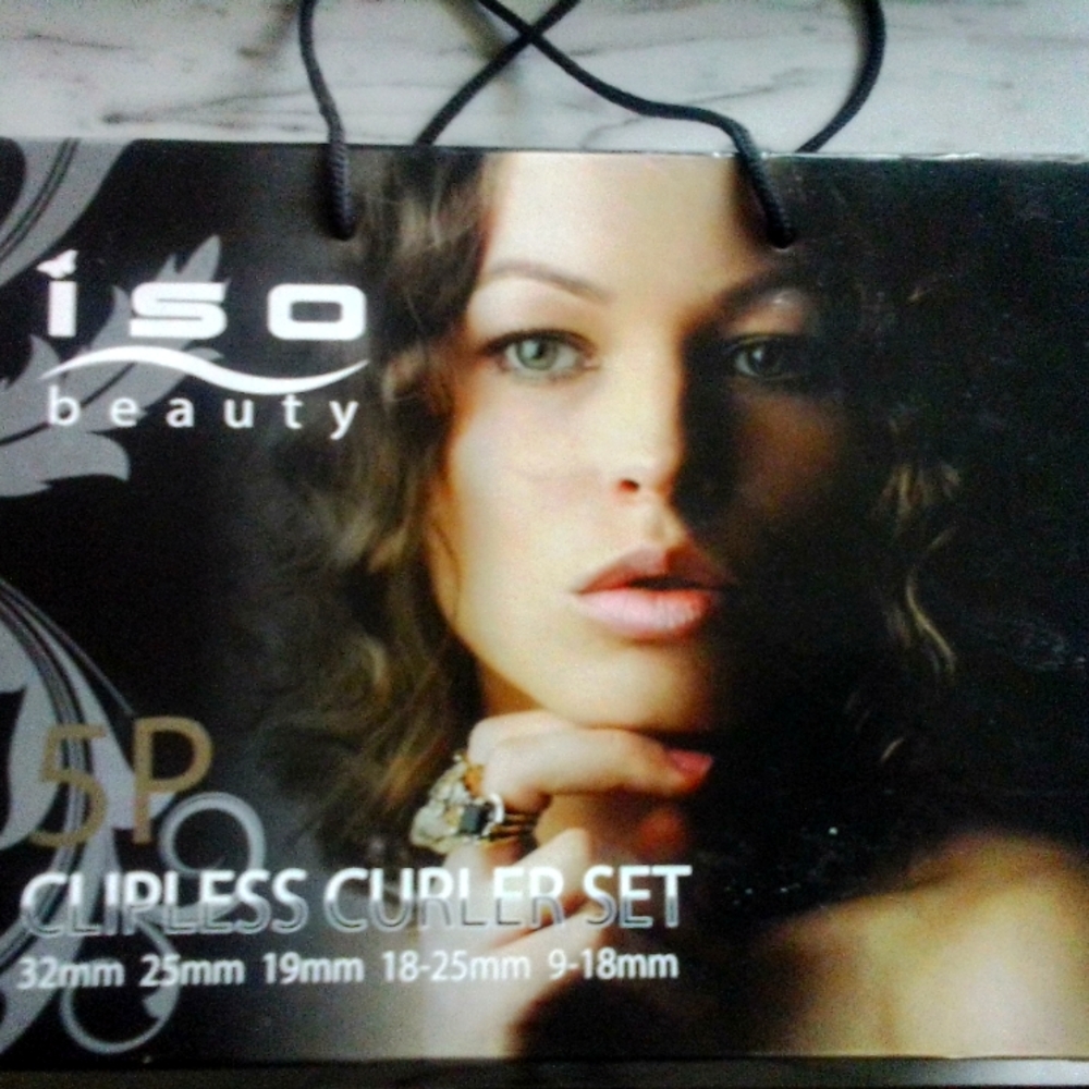 ISO 5 piece- clipless curler set. NEW